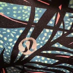 Lululemon wonder under crop leggings palm leaf print teal black